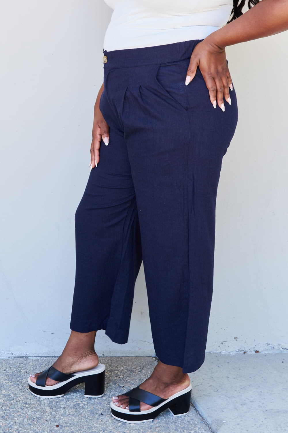 And The Why In The Mix Full Size Pleated Detail Linen Pants in Dark Navy